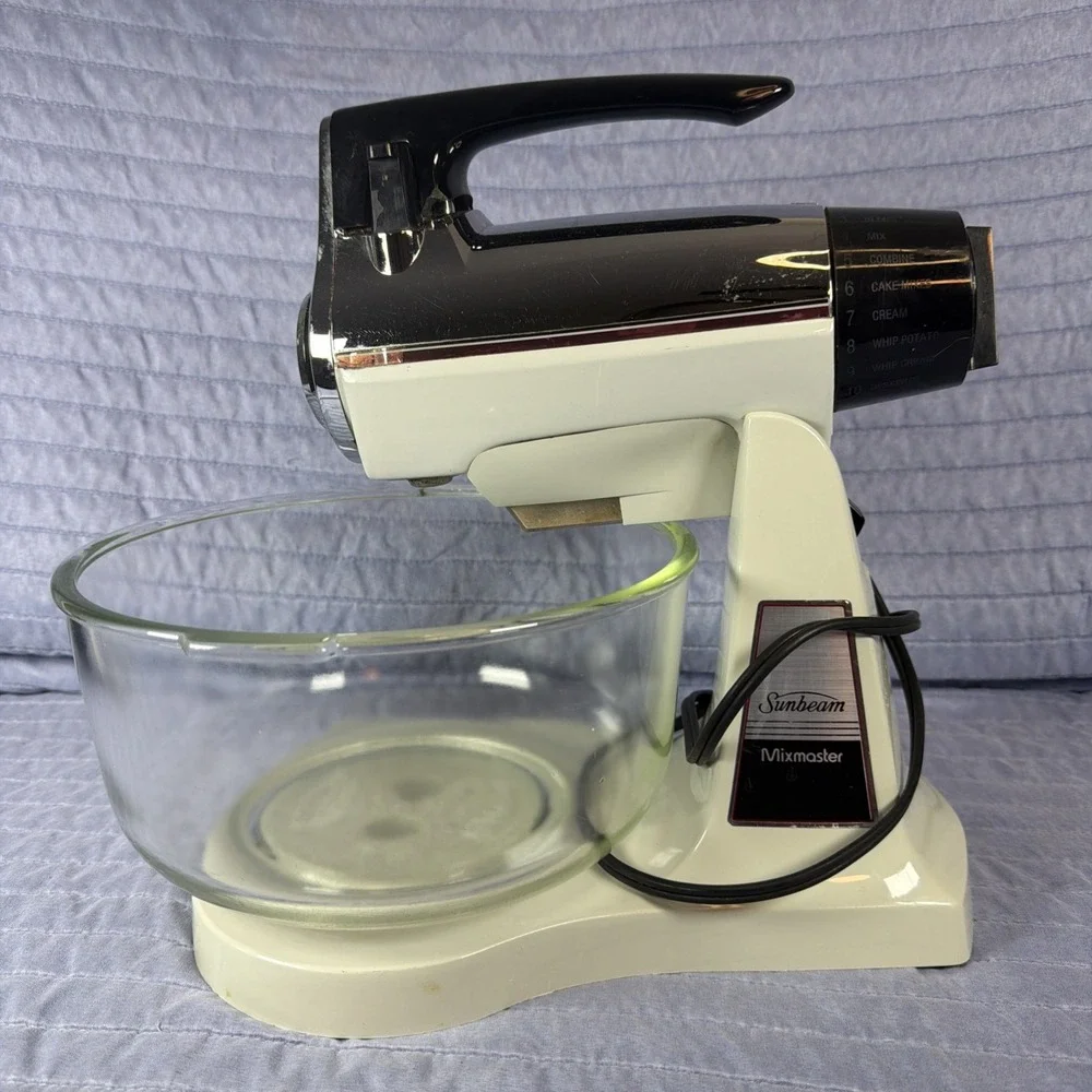 Vintage Sunbeam Mixmaster Stand Mixer 12 Speed Dual w/ Glass Bowl Works